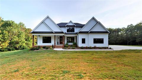 3349 Finch Farm Rd, Trinity, NC 27370 photo 1