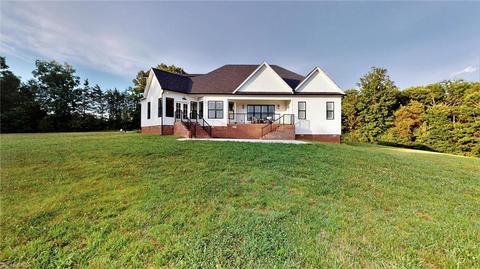 3349 Finch Farm Rd, Trinity, NC 27370 photo 2