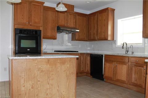 2320 Scouting Ct, High Point, NC 27265 photo 11