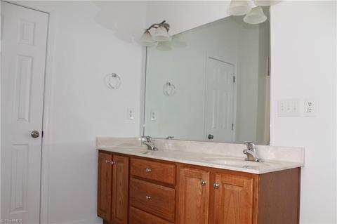 2320 Scouting Ct, High Point, NC 27265 photo 28