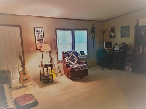 6908 Wright Rd, Thomasville, NC 27360 photo 4