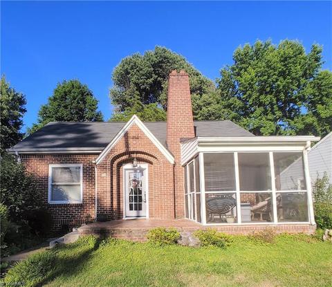 812 Circle Dr, High Point, NC 27262 photo 1