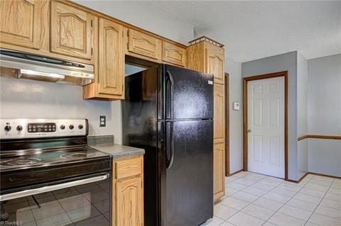 134 Maple Ln, King, NC 27021 photo 12