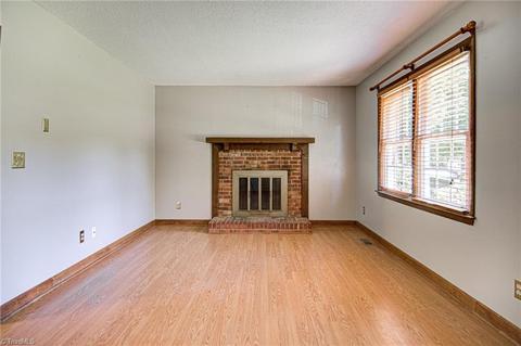 134 Maple Ln, King, NC 27021 photo 7