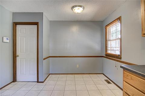 134 Maple Ln, King, NC 27021 photo 14