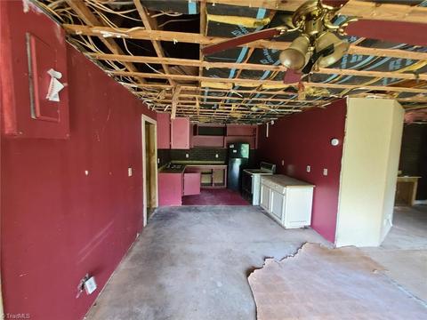378 Dodge Loop, Madison, NC 27025 photo 6