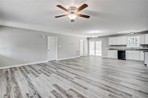 5076 Jordan Valley Rd, Trinity, NC 27370 photo 3