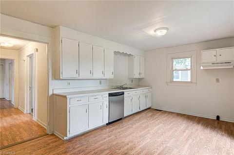 1704 Eugene Ave, High Point, NC 27260 photo 17