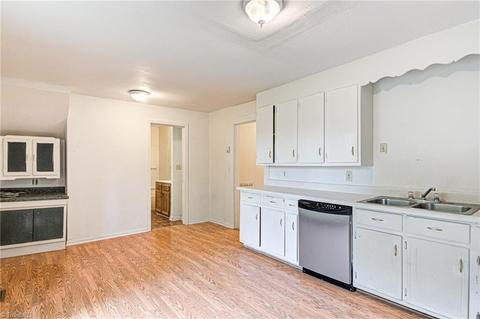 1704 Eugene Ave, High Point, NC 27260 photo 18