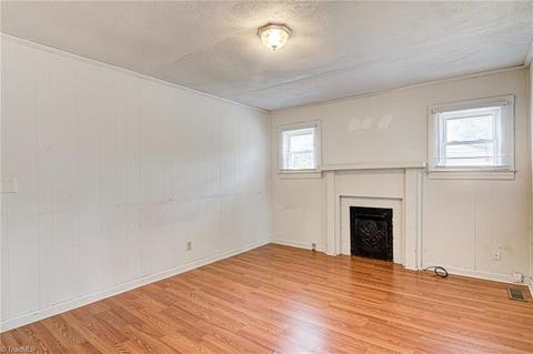 1704 Eugene Ave, High Point, NC 27260 photo 4