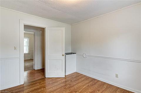 1704 Eugene Ave, High Point, NC 27260 photo 11