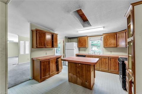 6113 Asheton Dr, Trinity, NC 27370 photo 12