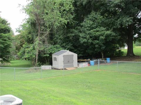 281 Calloway Rd, King, NC 27021 photo 23