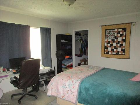 281 Calloway Rd, King, NC 27021 photo 11