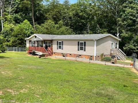 5036 Mcdaniel Rd, Pilot Mountain, NC 27041 photo 5