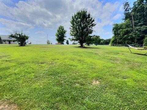 5036 Mcdaniel Rd, Pilot Mountain, NC 27041 photo 6