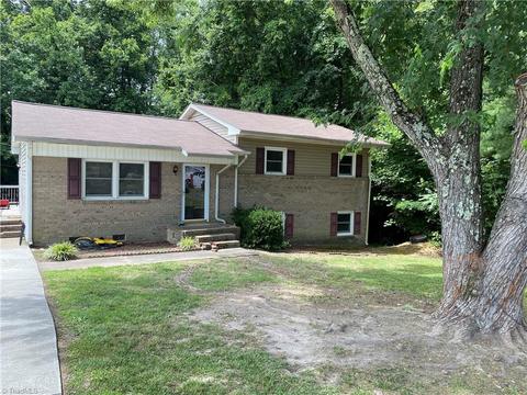 128 Brookside Dr, Eden, NC 27288 photo 2