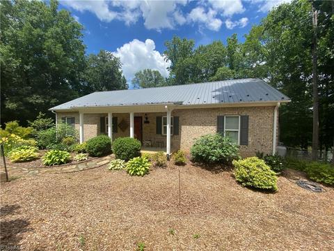1340 Forge Mill Rd, King, NC 27021 photo 3