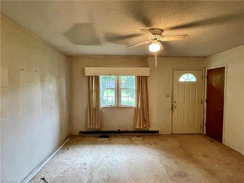 1708 Cedrow Dr, High Point, NC 27260 photo 5