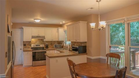 153 Leeds Ln, King, NC 27021 photo 5