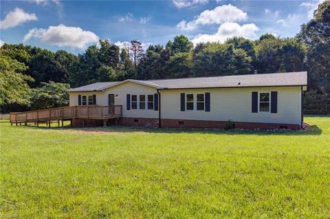 1556 Langley Loop Rd, Staley, NC 27355 photo 2