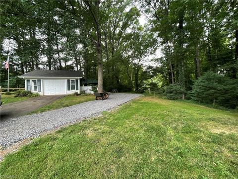 194 Circle Dr, Dobson, NC 27017 photo 37