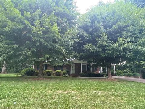 194 Circle Dr, Dobson, NC 27017 photo 31