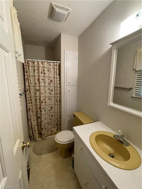 194 Circle Dr, Dobson, NC 27017 photo 19