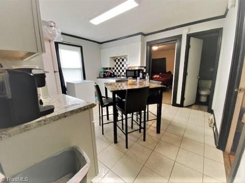 205 Jay Pl, High Point, NC 27263 photo 5