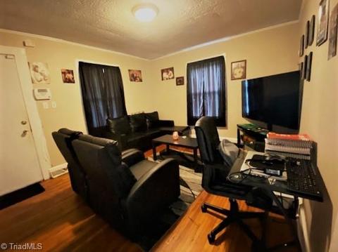 205 Jay Pl, High Point, NC 27263 photo 4