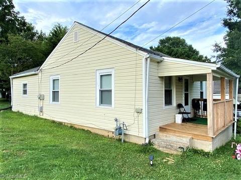205 Jay Pl, High Point, NC 27263 photo 1