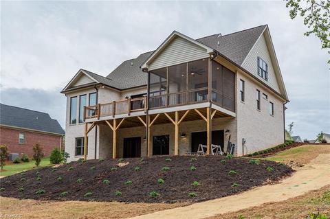 4018 Steeplegate Dr, Trinity, NC 27370 photo 2