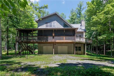 680 Jonathan Dr, Lowgap, NC 27024 photo 3