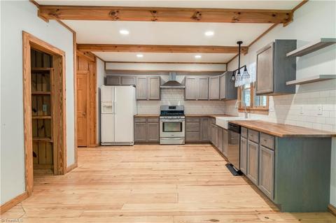 680 Jonathan Dr, Lowgap, NC 27024 photo 10
