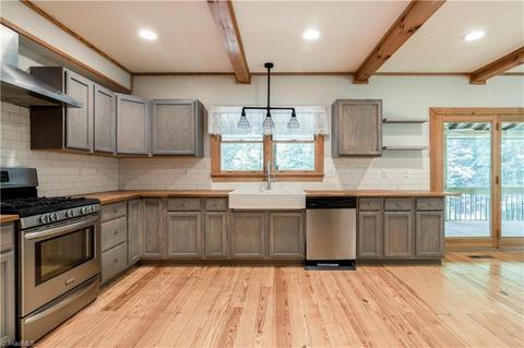 680 Jonathan Dr, Lowgap, NC 27024 photo 8