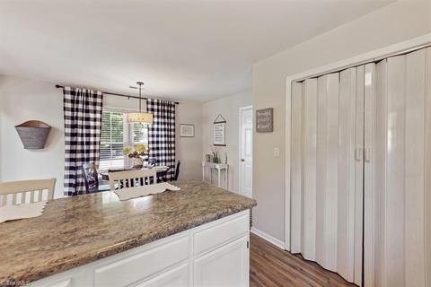 3216 Timberwolf Ave, High Point, NC 27265 photo 9