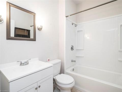 1009 Forrest St, High Point, NC 27262 photo 17