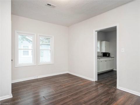 1009 Forrest St, High Point, NC 27262 photo 12