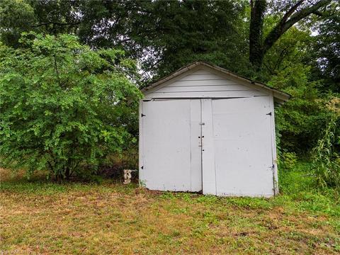 1009 Forrest St, High Point, NC 27262 photo 21