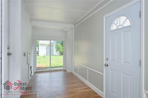 403 Oakview Rd, High Point, NC 27265 photo 3