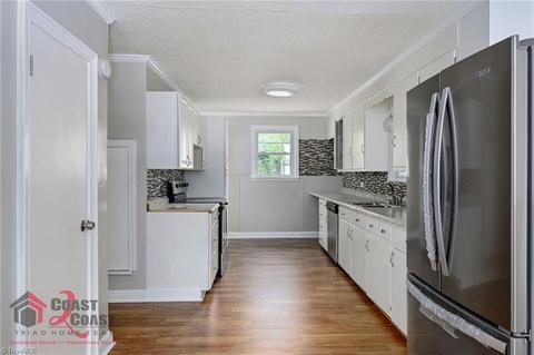 403 Oakview Rd, High Point, NC 27265 photo 5