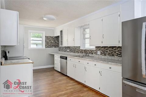 403 Oakview Rd, High Point, NC 27265 photo 19