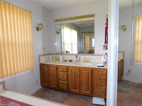 6624 Cedarberry Rd, Trinity, NC 27370 photo 8