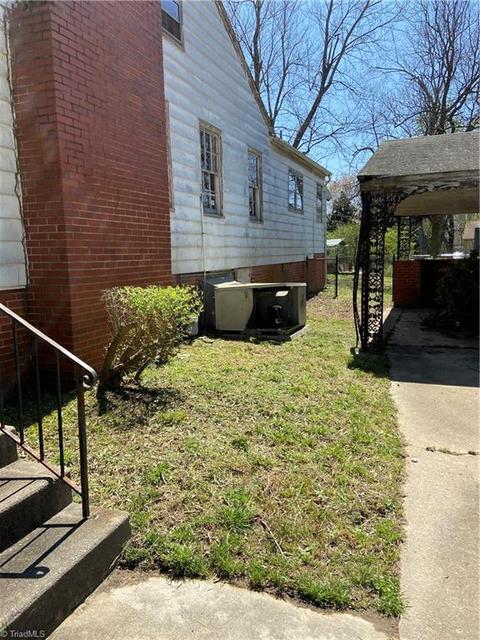 1410 E Green Dr, High Point, NC 27260 photo 4