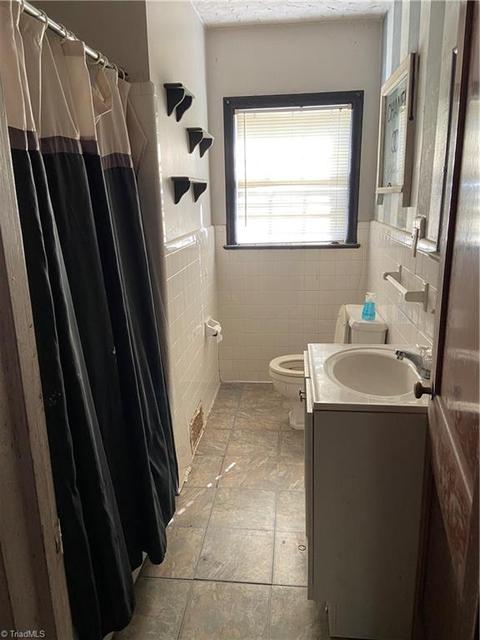 1410 E Green Dr, High Point, NC 27260 photo 15