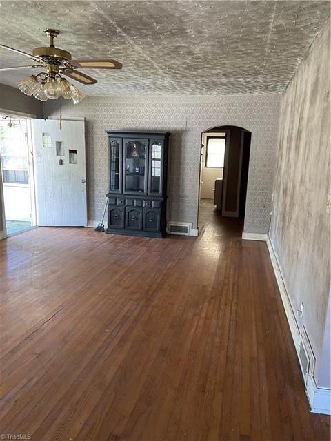 1410 E Green Dr, High Point, NC 27260 photo 12