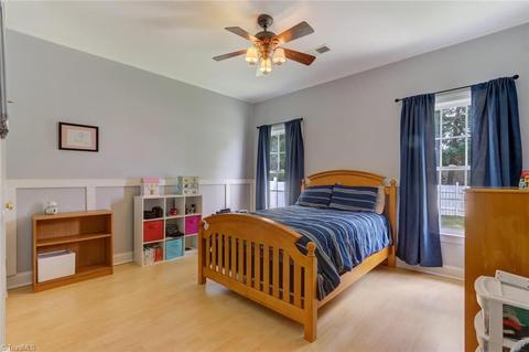 2468 Willard Rd, High Point, NC 27265 photo 17
