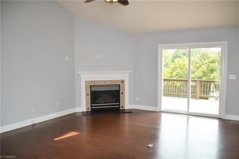 2620 Northfork Ter, High Point, NC 27265 photo 4