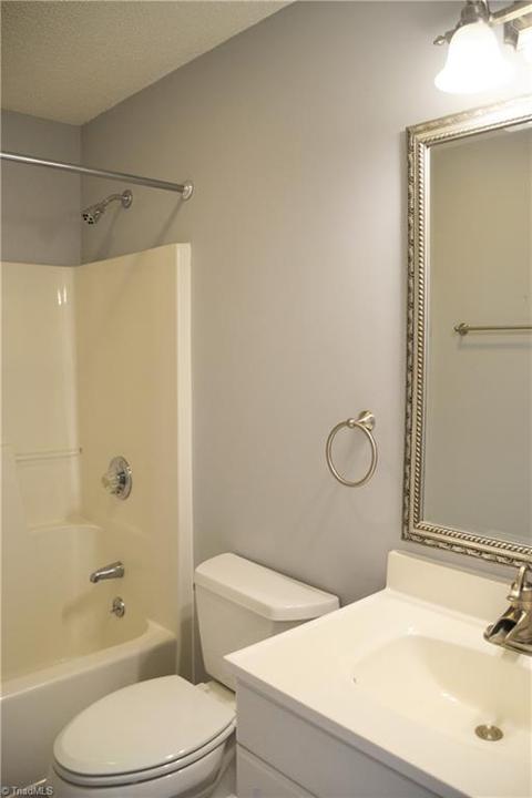 2620 Northfork Ter, High Point, NC 27265 photo 25