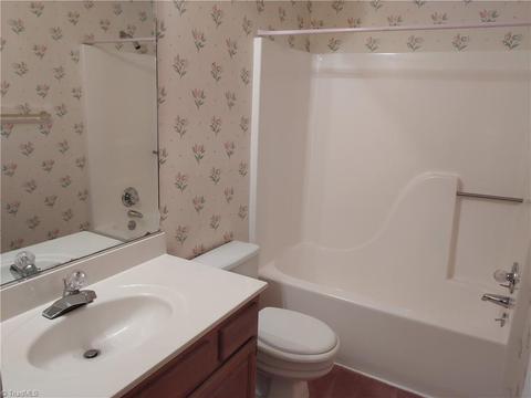 1714 Ternberry Rd, High Point, NC 27262 photo 14